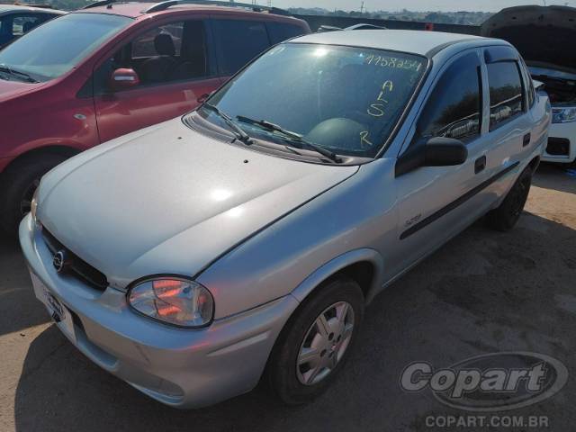 2005 CHEVROLET CLASSIC 