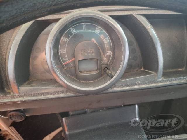 2010 VOLKSWAGEN KOMBI 