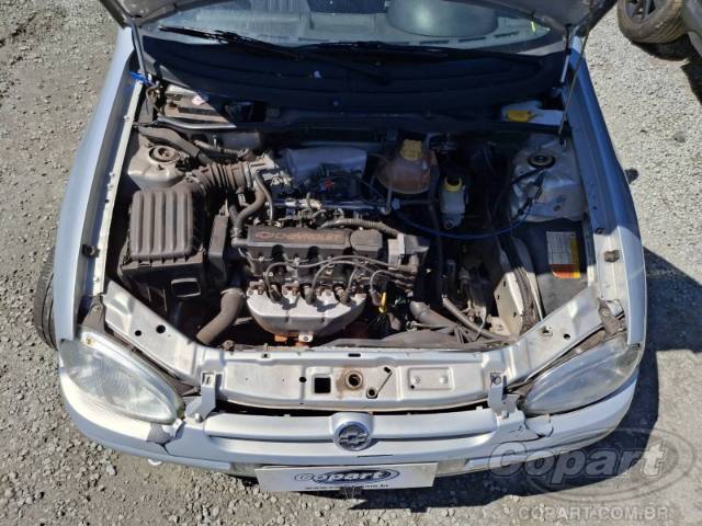 1999 CHEVROLET CORSA SEDAN 