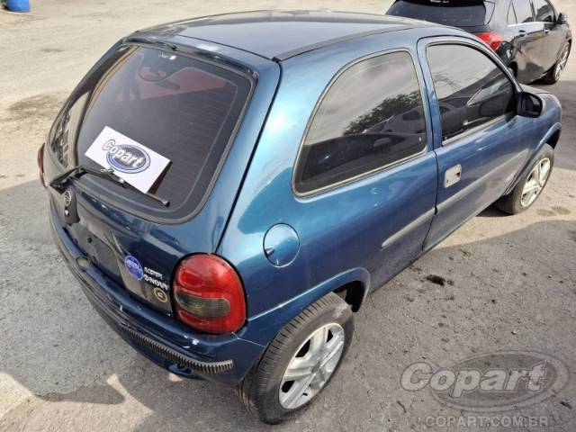 2000 CHEVROLET CORSA 