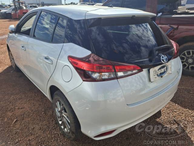 2023 TOYOTA YARIS 