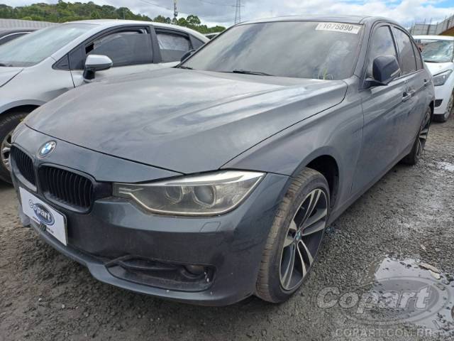 2013 BMW SERIE 3 