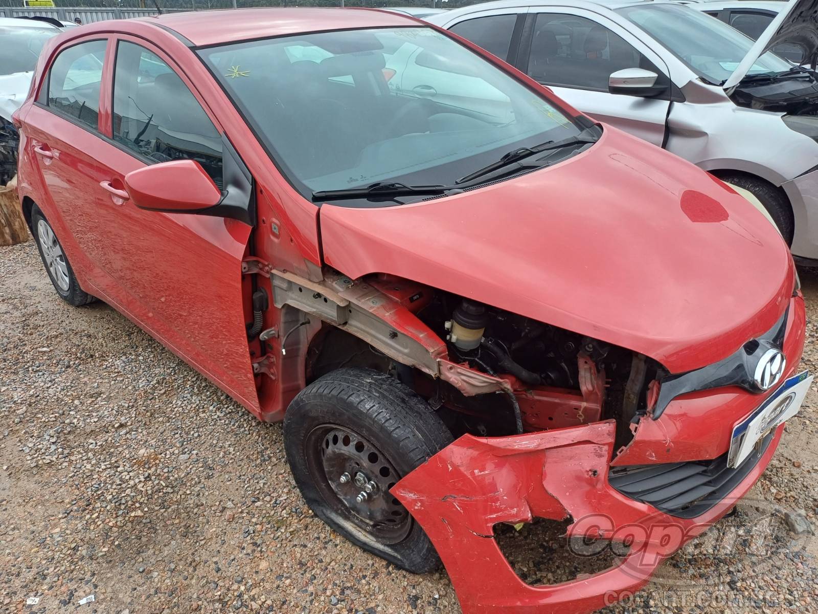 Hyundai HB20 Comfort 1.0 12V CVVT 2014 Colisão Média Monta