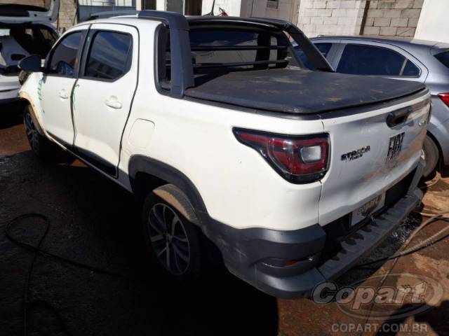 2022 FIAT STRADA CD 