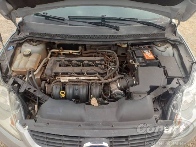 2009 FORD FOCUS SEDAN 