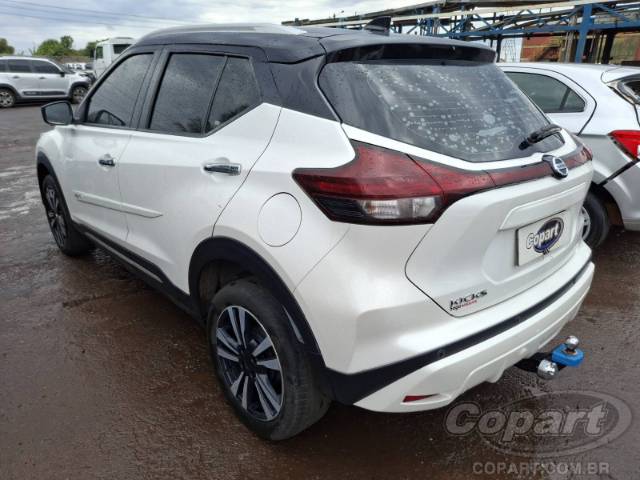 2022 NISSAN KICKS 