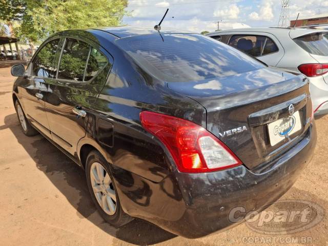2014 NISSAN VERSA 