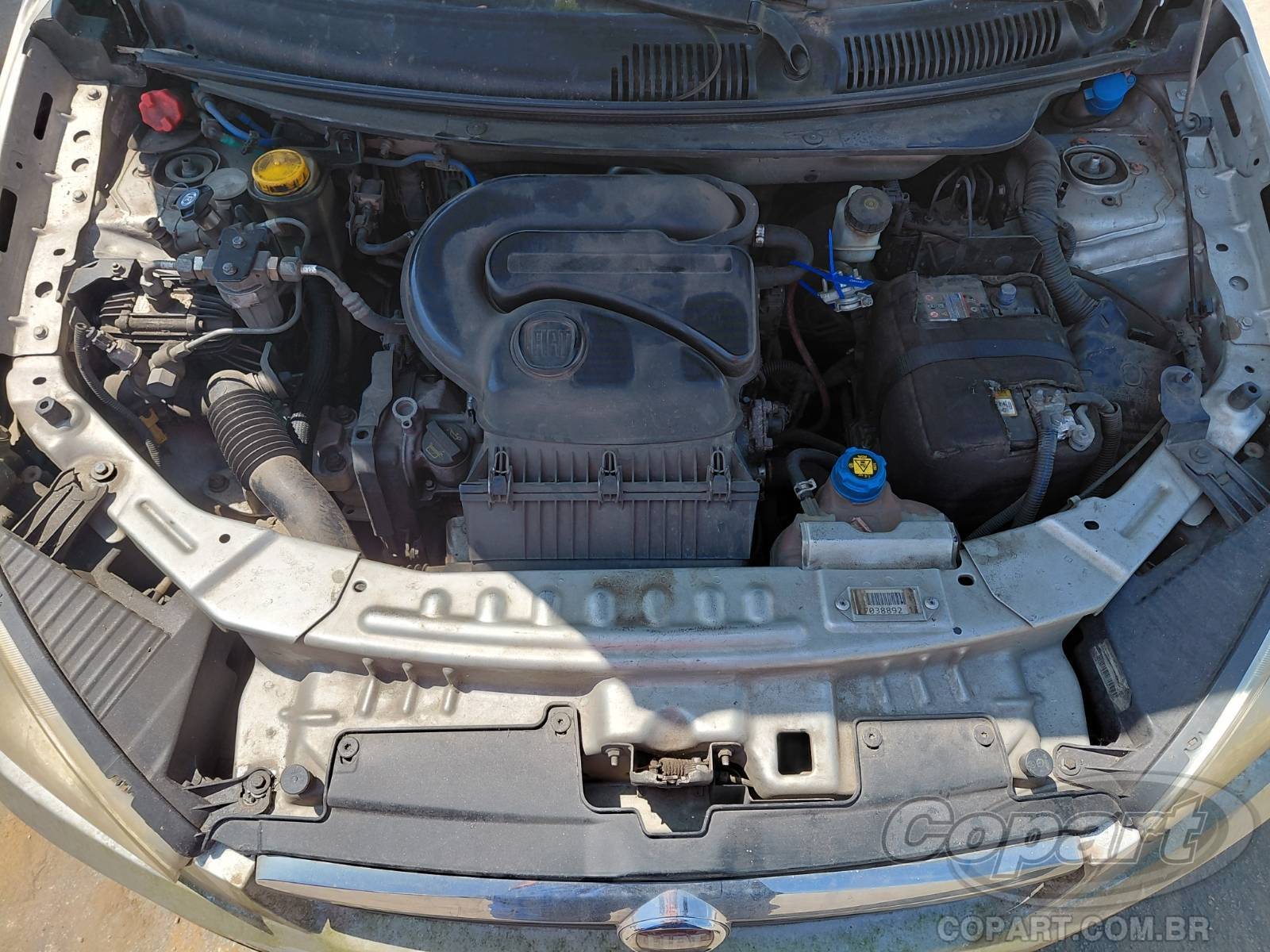Foto 7 de 11: 2014 FIAT GRAND SIENA