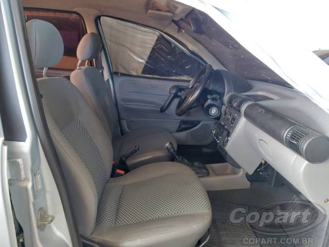 2010 CHEVROLET CLASSIC 