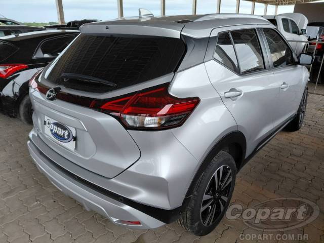 2024 NISSAN KICKS 