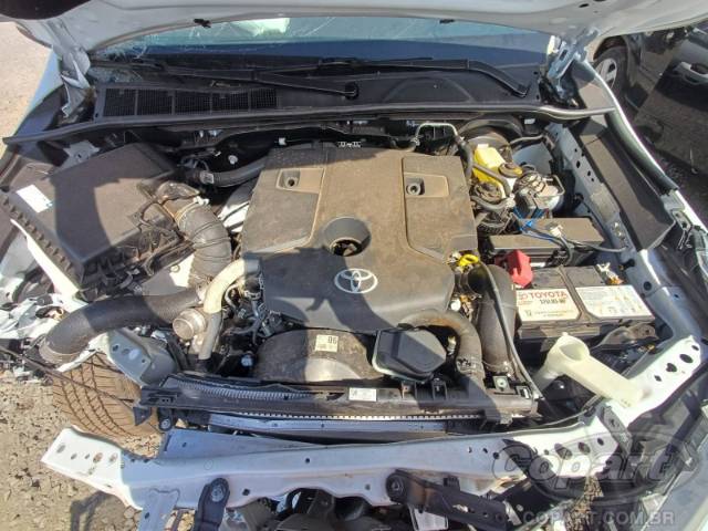 2024 TOYOTA HILUX CD 