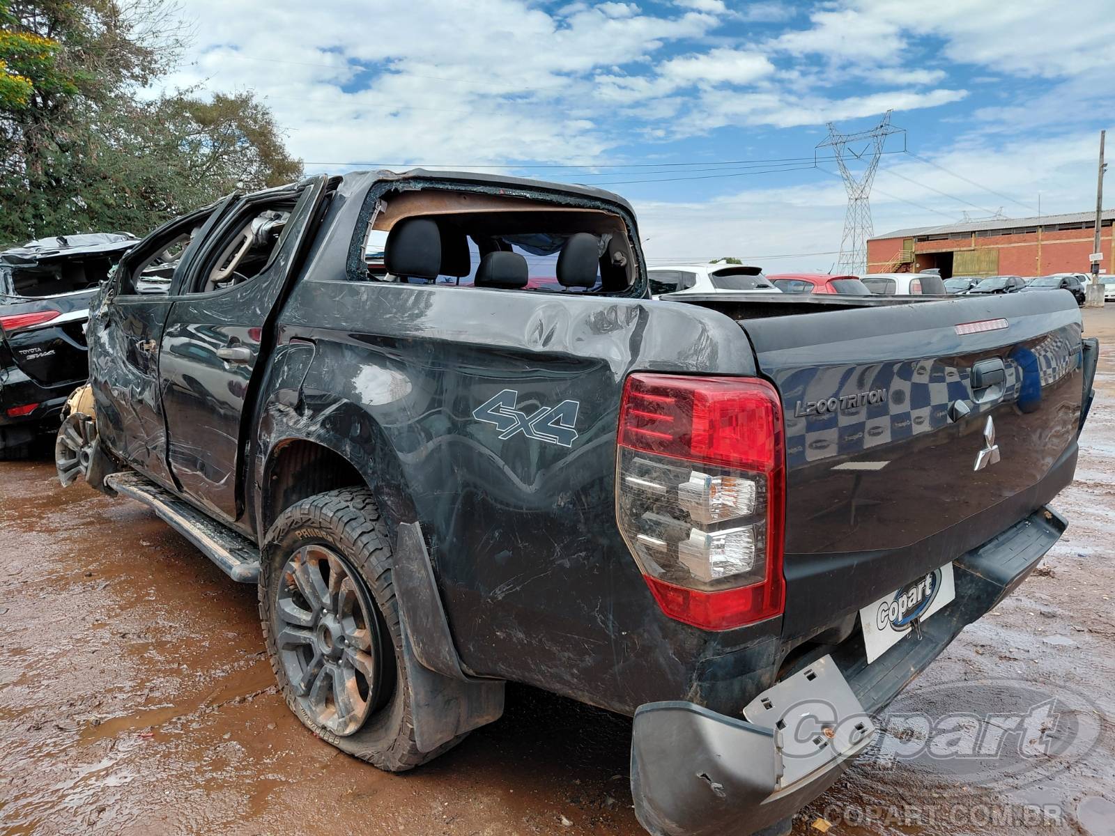 Foto 3: 2025 MITSUBISHI L200 TRITON