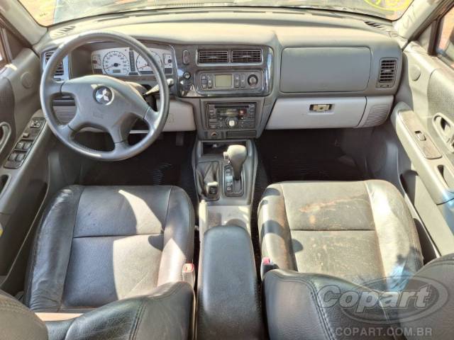 2010 MITSUBISHI PAJERO SPORT 