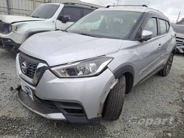 2019 NISSAN KICKS 