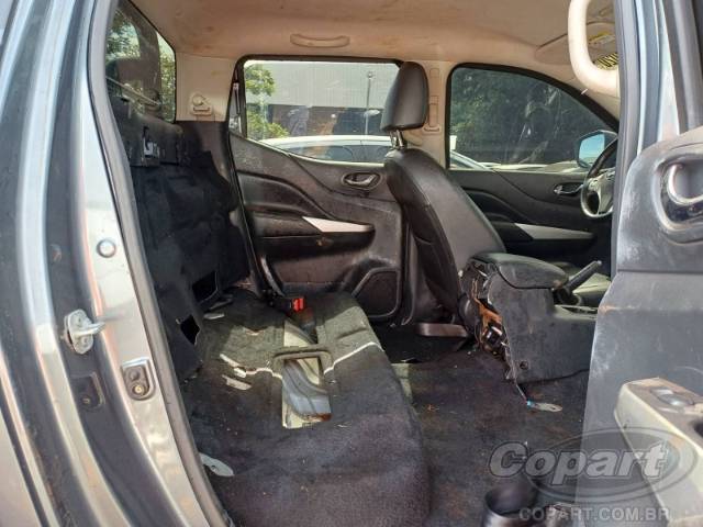 2022 NISSAN FRONTIER CD 