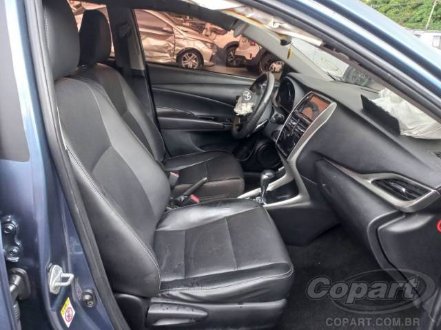 2019 TOYOTA YARIS SEDA 