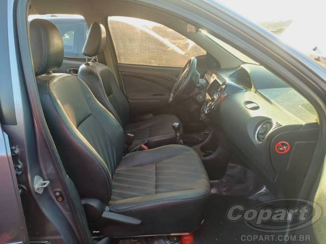 2016 TOYOTA ETIOS SEDA 