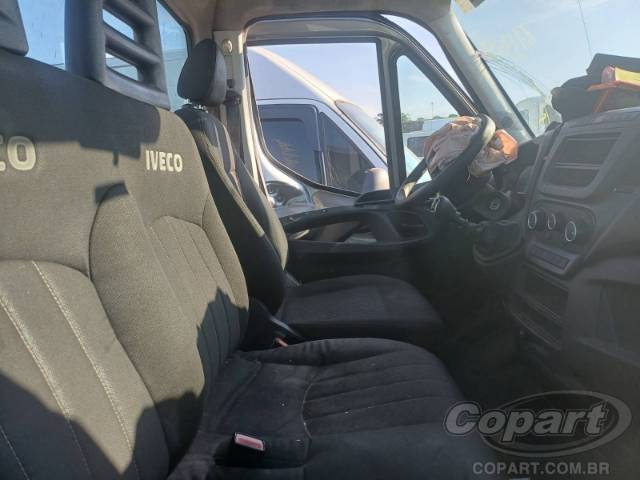 2025 IVECO DAILY 