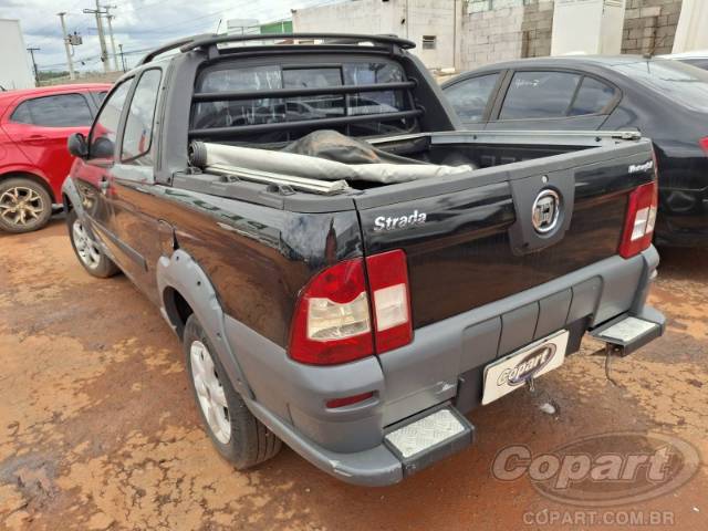 2013 FIAT STRADA 