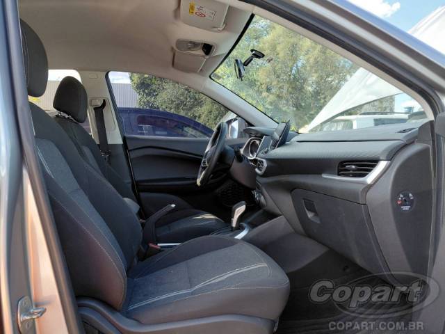 2025 CHEVROLET TRACKER 