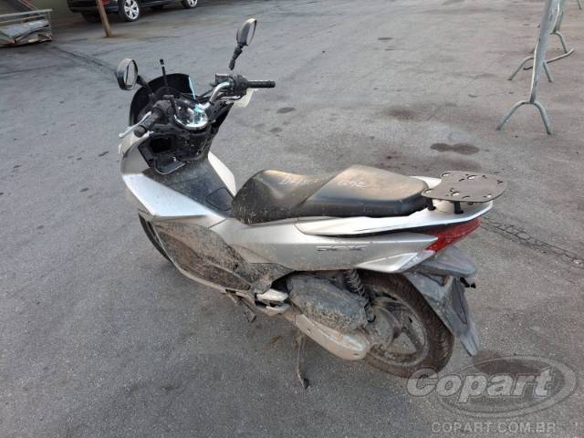 2017 HONDA PCX 
