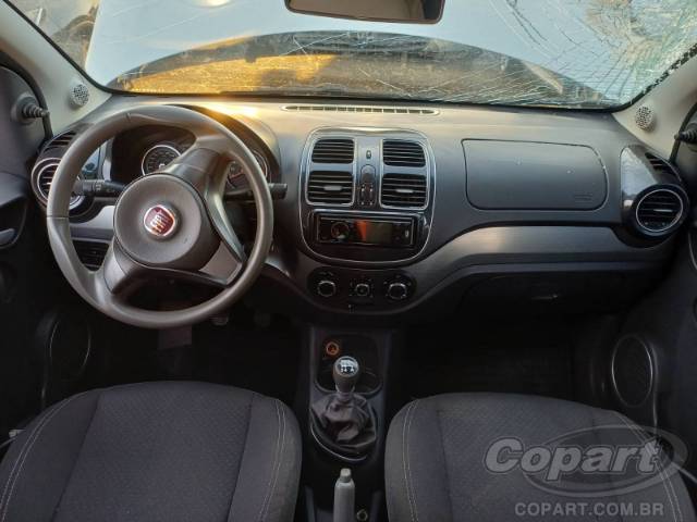 2015 FIAT GRAND SIENA 