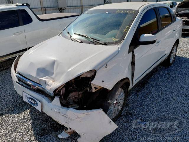 2016 FIAT GRAND SIENA 