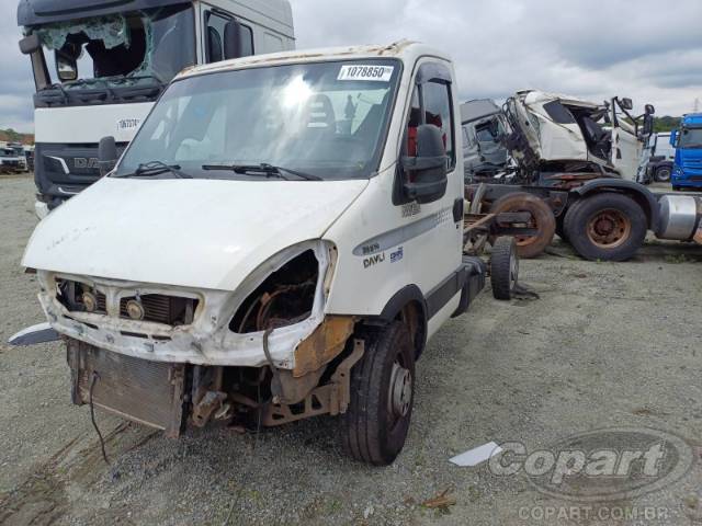 2012 IVECO DAILY CHASSI 