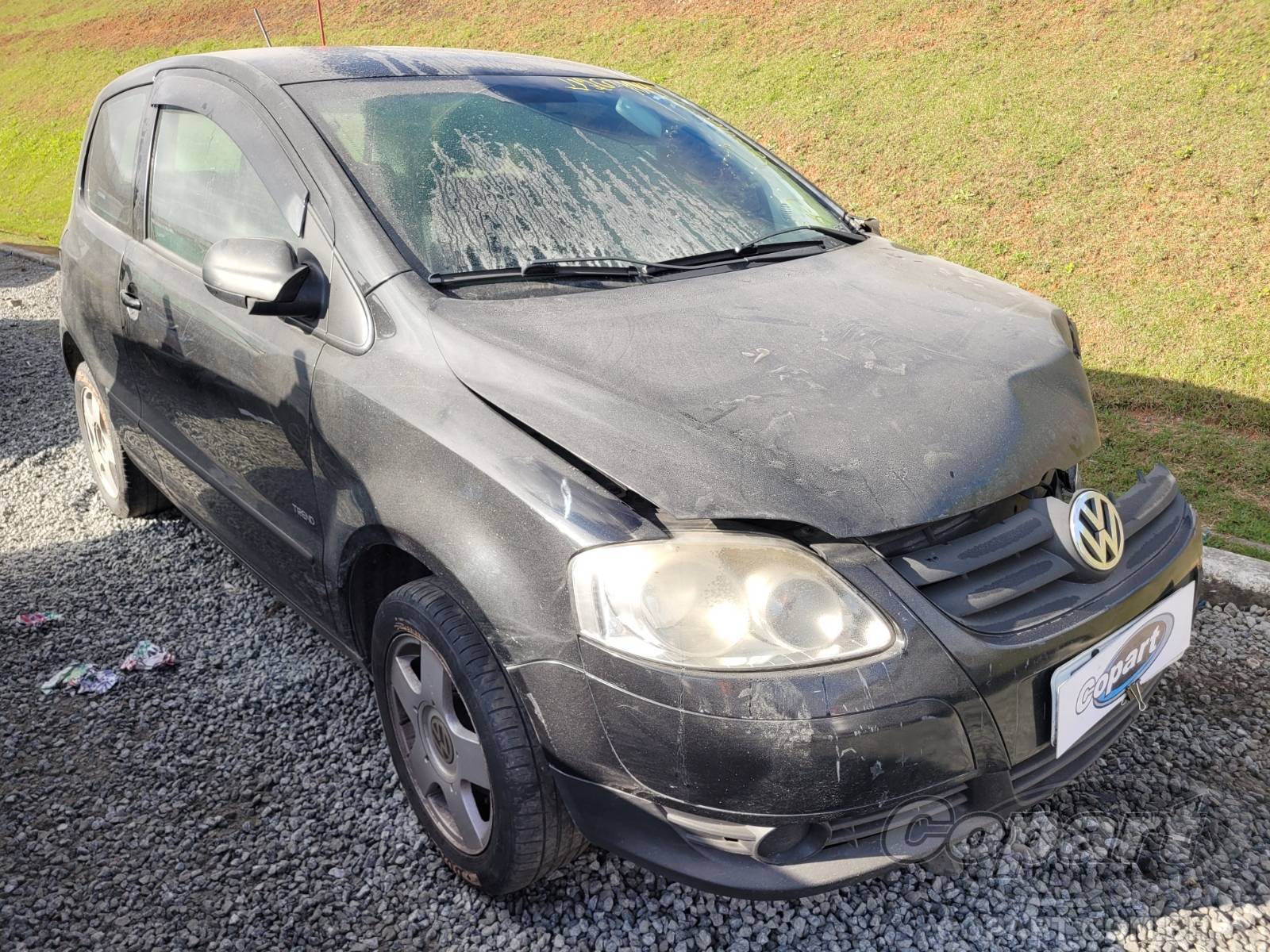Veículo VW - VolksWagen Fox Volkswagen Fox 1.0 Total Flex 2009 Colisão 2009 em leilão