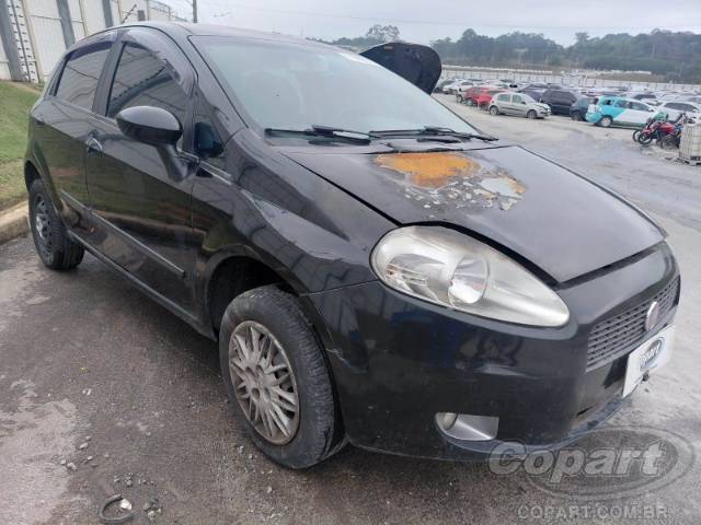 2011 FIAT PUNTO 