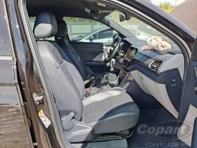 2022 VOLKSWAGEN T-CROSS 