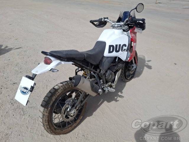 2024 DUCATI DESERTX 