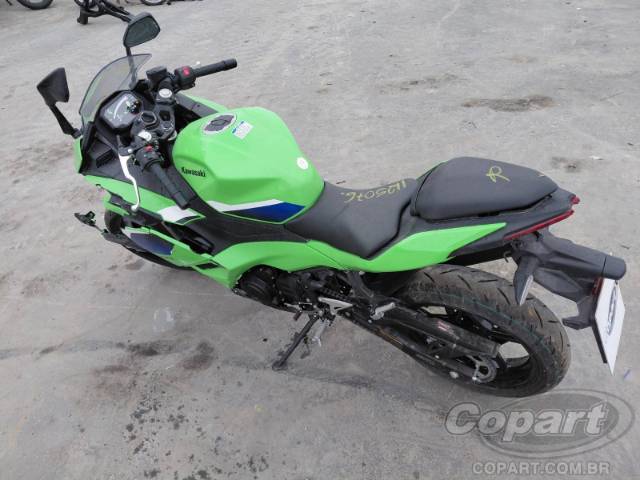 2026 KAWASAKI NINJA 500 