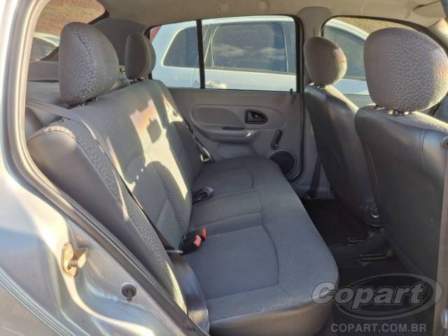 2006 RENAULT CLIO SEDAN 