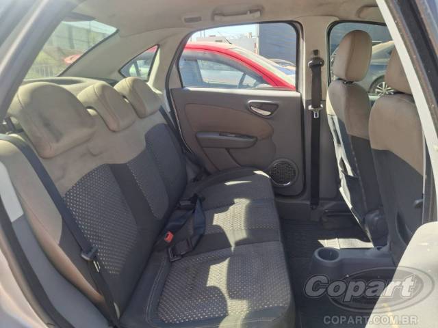 2013 FIAT GRAND SIENA 