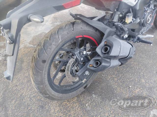 2025 BAJAJ DOMINAR 
