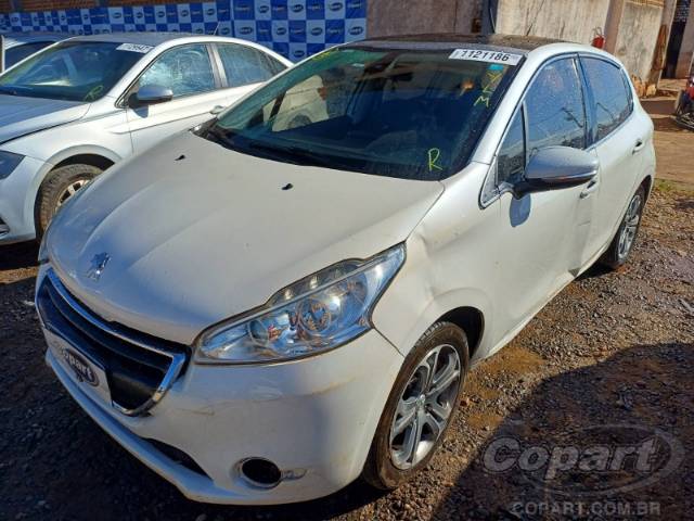 2015 PEUGEOT 208 