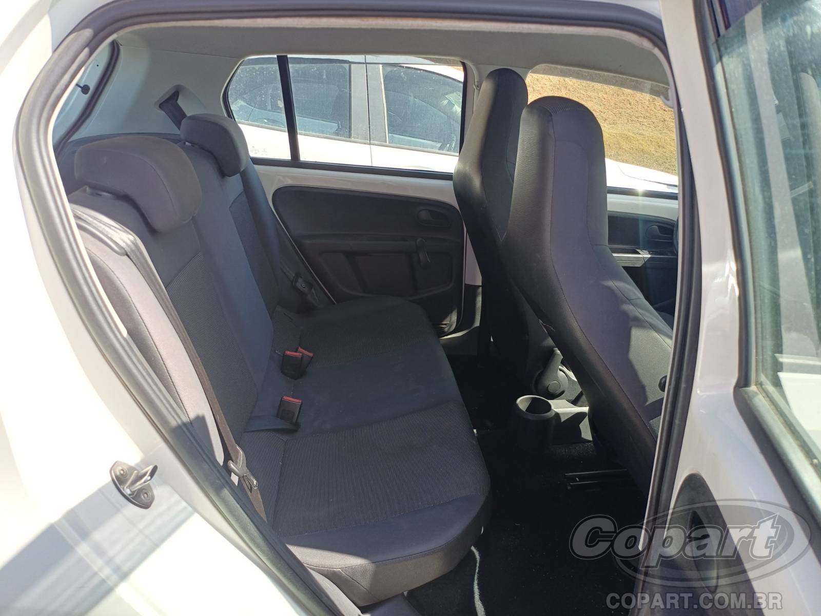 Foto 6 de 10: 2018 VOLKSWAGEN UP