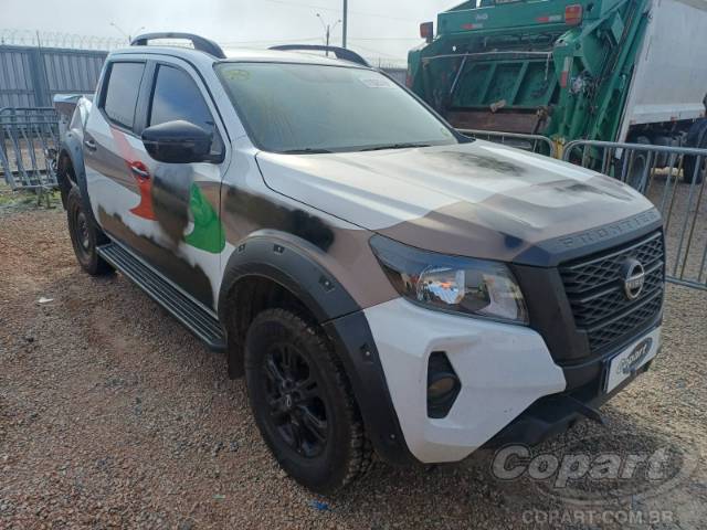 2025 NISSAN FRONTIER CD 