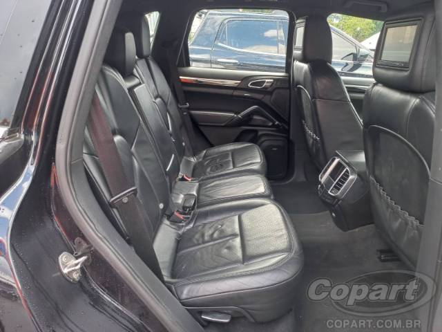 2011 PORSCHE CAYENNE 