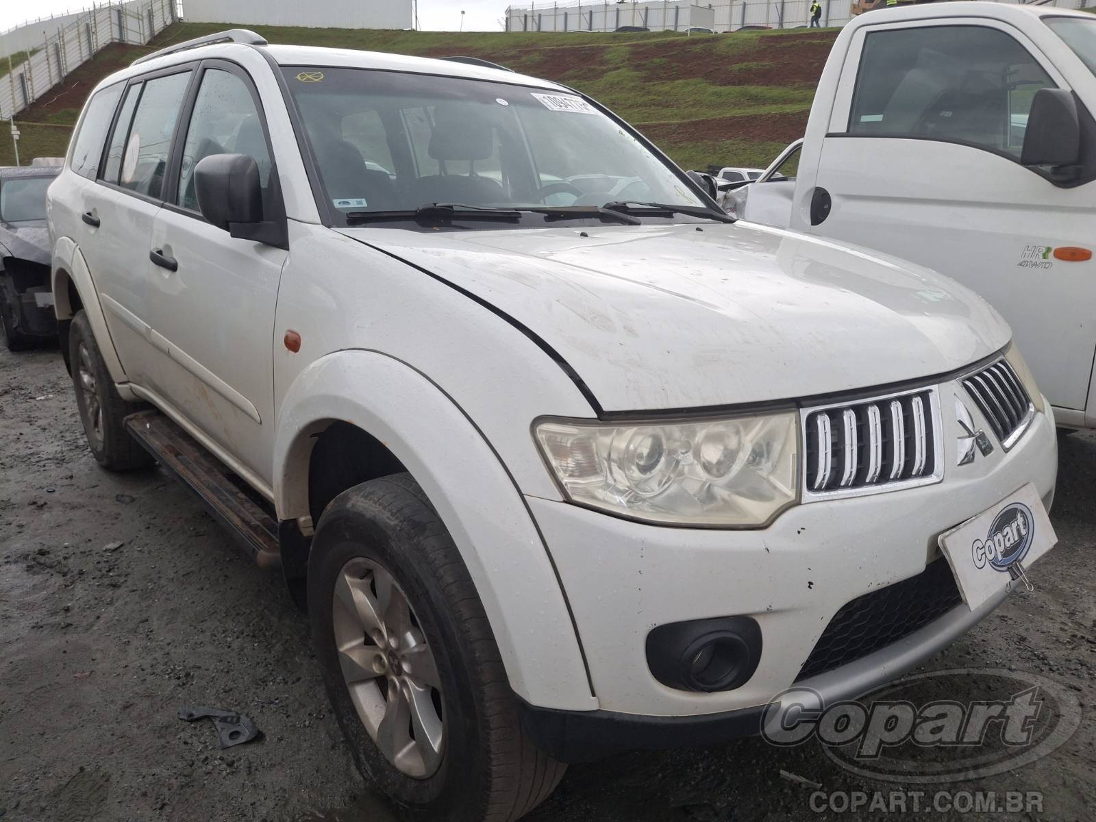 Veículo Mitsubishi Pajero Mitsubishi Pajero Dakar AT 3.2 Turbo 2013 2013 em leilão