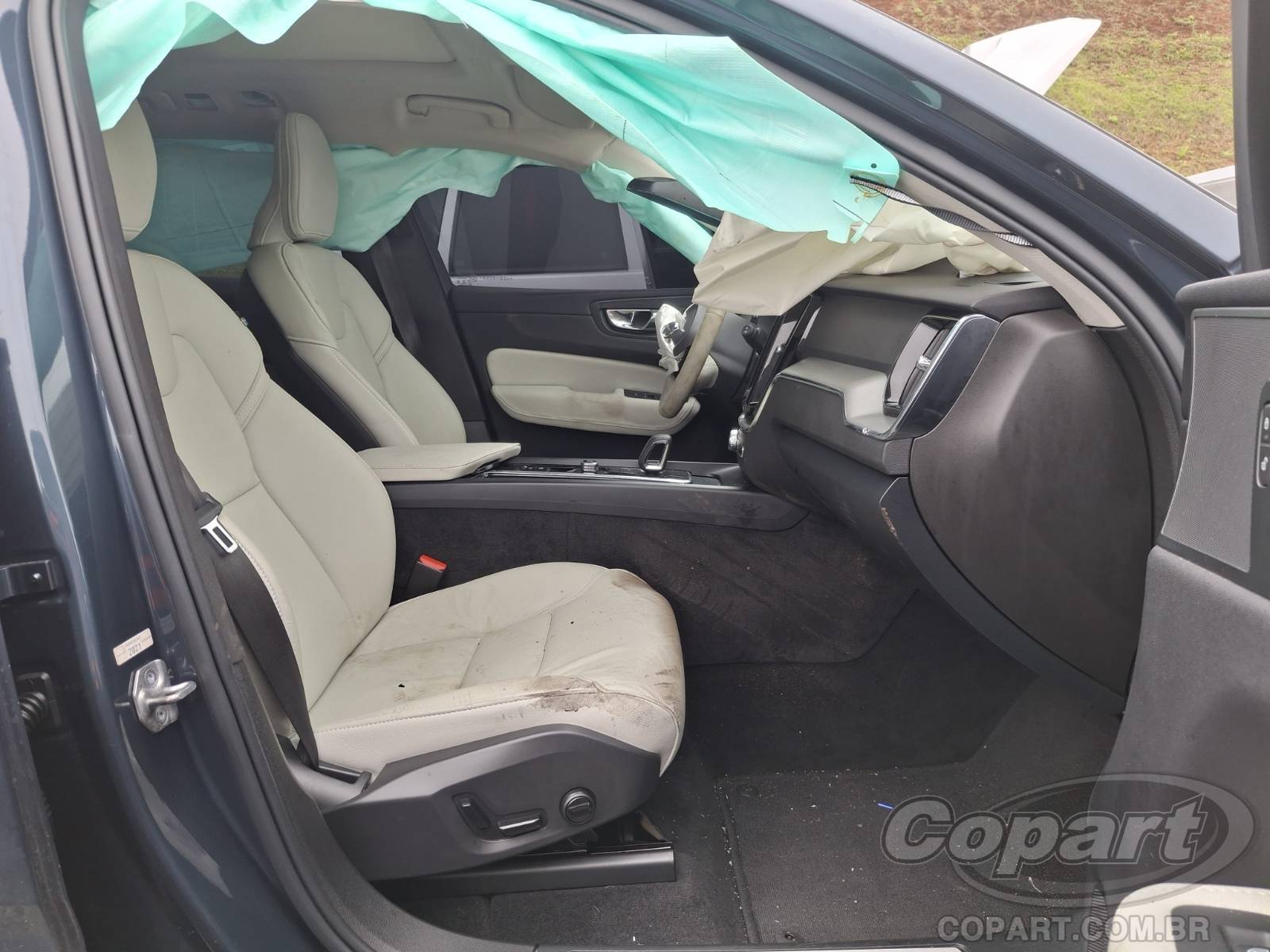 Foto 5: 2022 VOLVO XC60