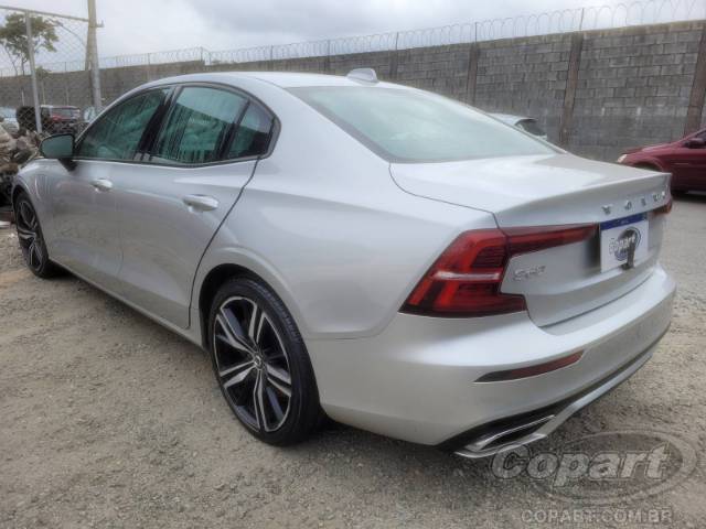 2020 VOLVO S60 
