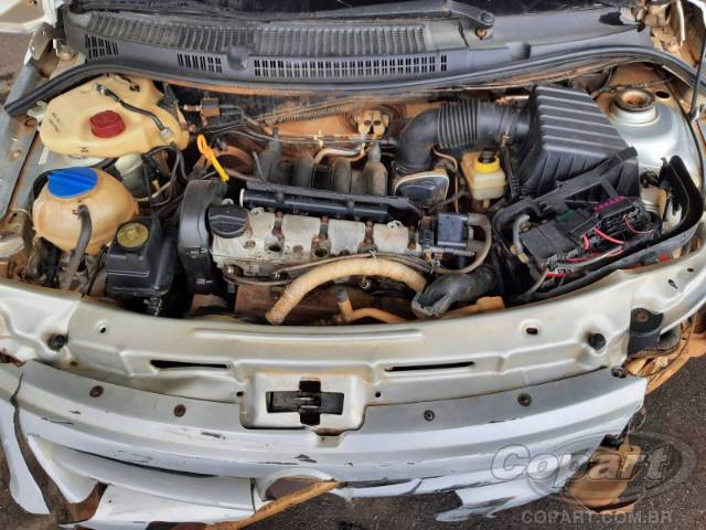 2010 VOLKSWAGEN VOYAGE 