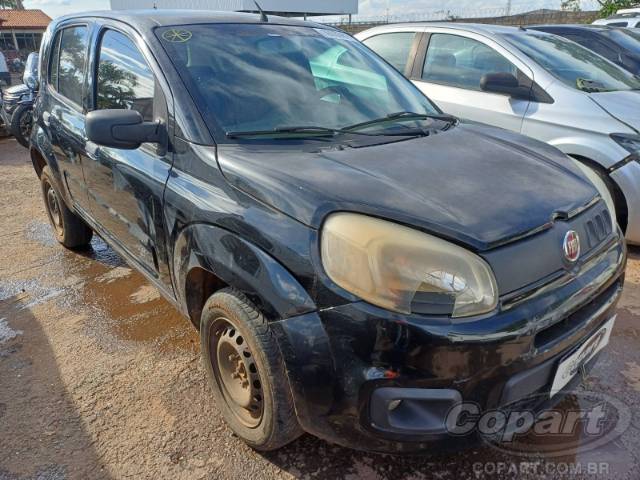2016 FIAT UNO 