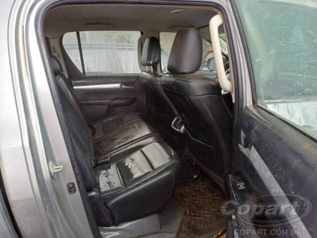 2016 TOYOTA HILUX CD 