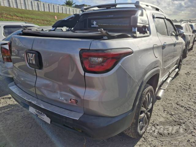 2022 FIAT TORO 