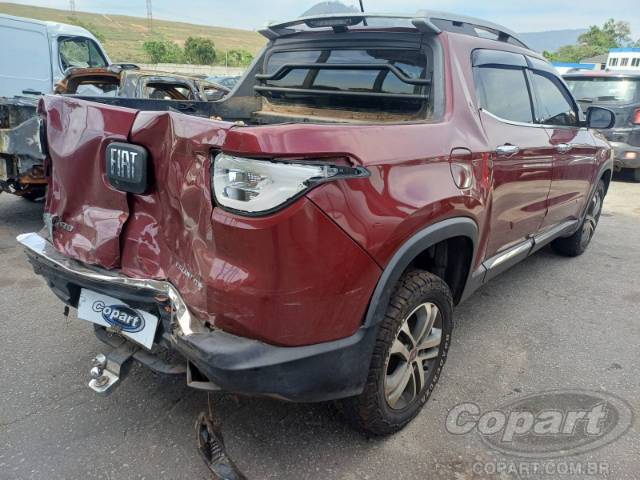 2017 FIAT TORO 