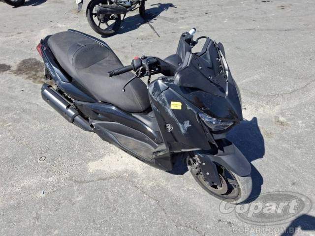 2022 YAMAHA XMAX 