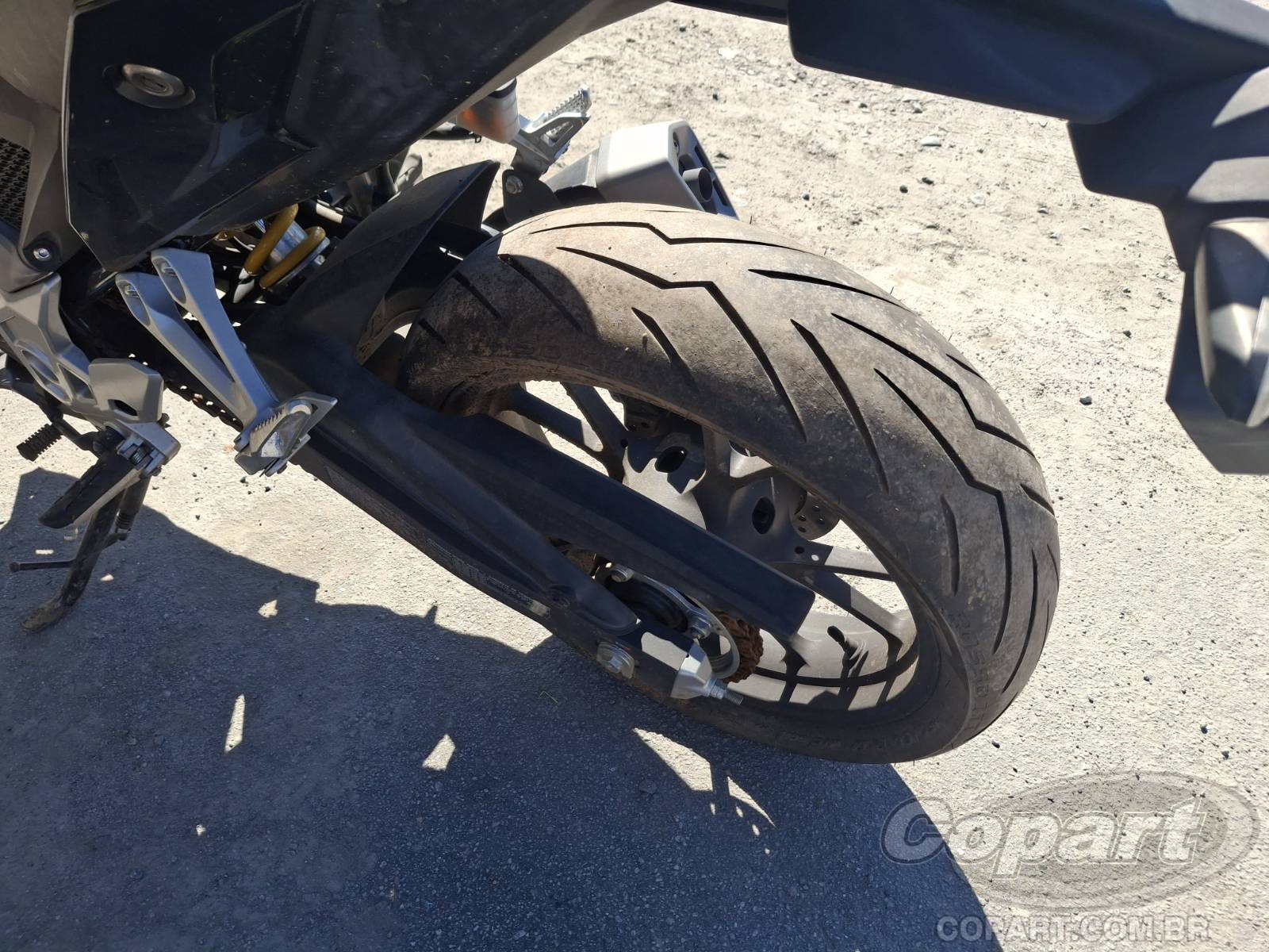 Foto 7 de 10: 2024 HONDA CB 300F